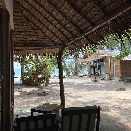 Hotel Ailay Koh Phayam Esterno foto