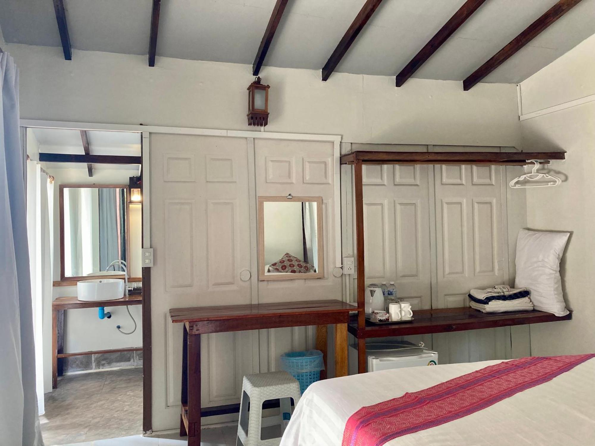 Hotel Ailay Koh Phayam Esterno foto